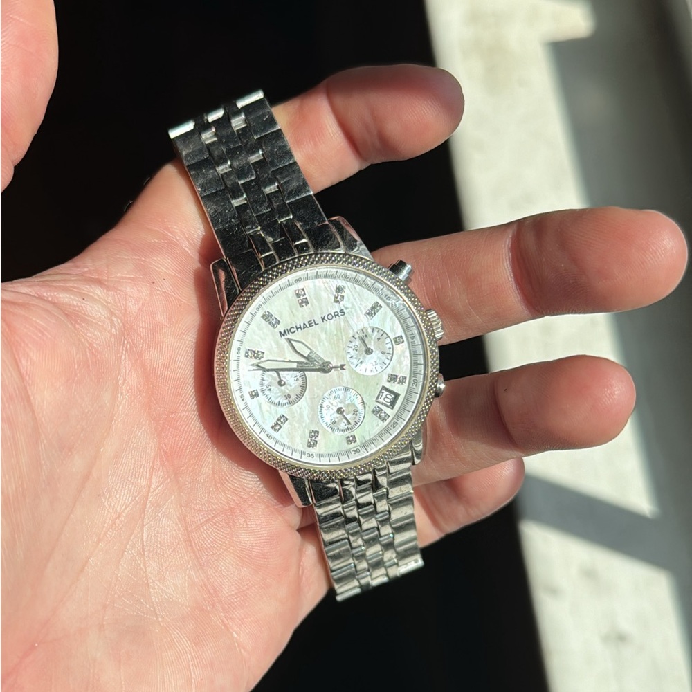 Michael Kors watch ⏱️